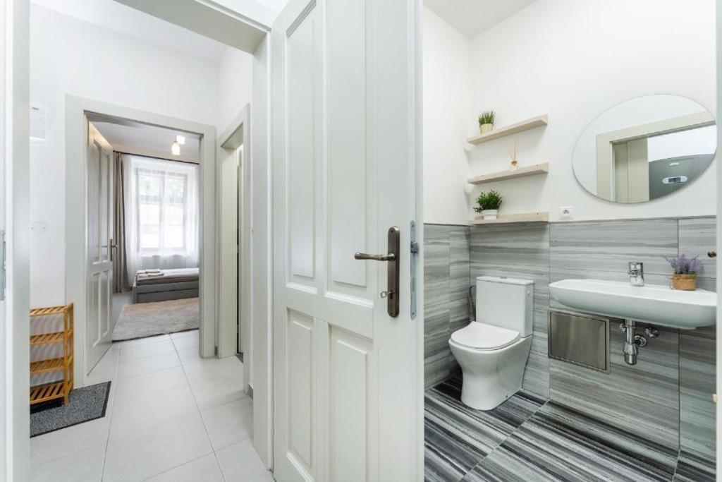 Nice Apartman In New Town Prague Apartment Exterior foto